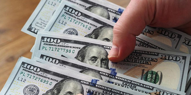 Dolar tahmini bir türlü tutmayan isim vites büyüttü: Dolar kuru o tarihte 40 lira olacak