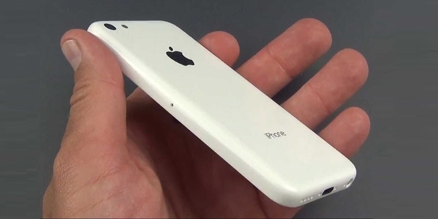 Dolar uçtu! Peki iPhone fiyatları ne kadar olacak?