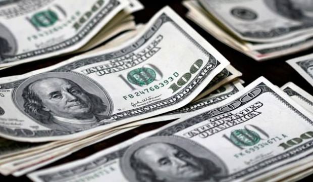 Dolar yeni haftaya 4,8640 liradan başladı
