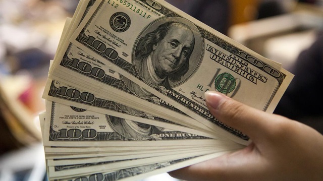 Dolar yükselişle güne başladı