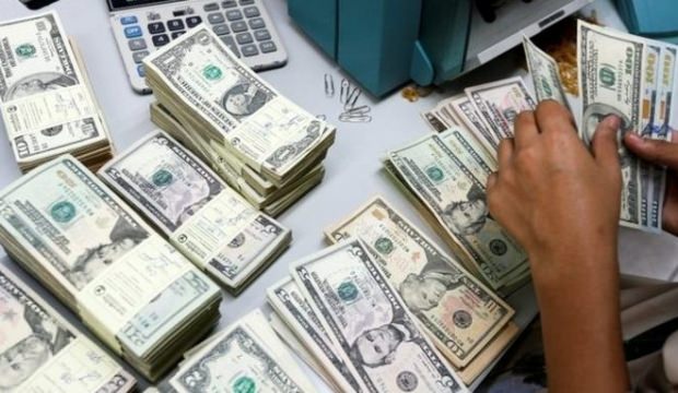 Dolarda oyun kuran oyuna geldi