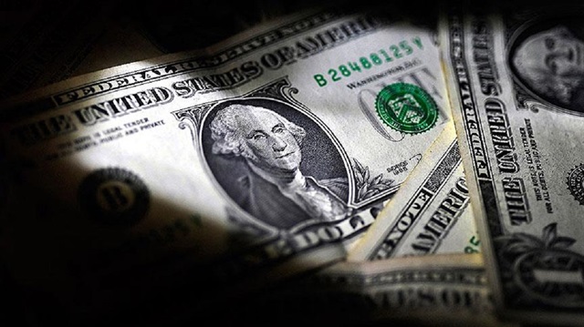 Dolar/TL haftaya düşüşle başladı