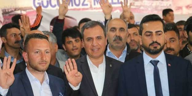 Dolunay Partisi'nden AK Parti'ye toplu katılım!