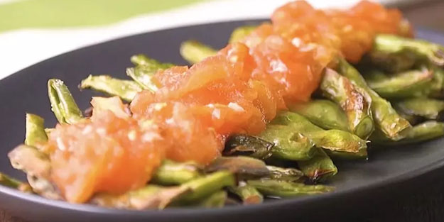  Domates soslu taze fasulye kızartması nasıl yapılır?