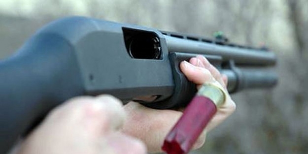 Domuz diye oğlunu öldürdü