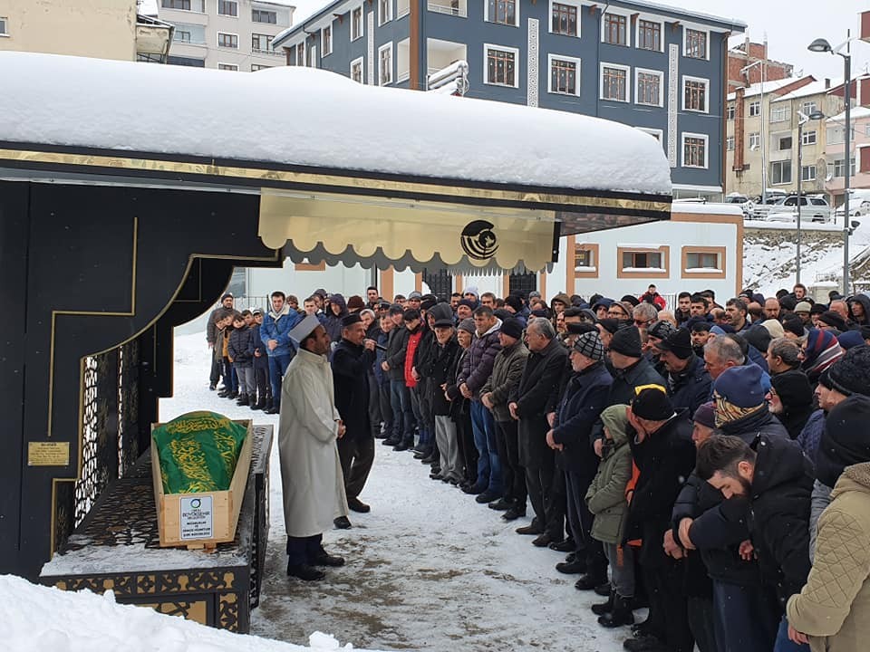 Domuz gribinden ölen şahsa tedbirsiz defin 