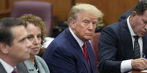 Donald Trump hakim karşısına çıktı