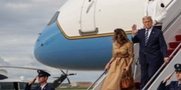 Donald Trump ile eşi Melania Trump arasında ilginç an