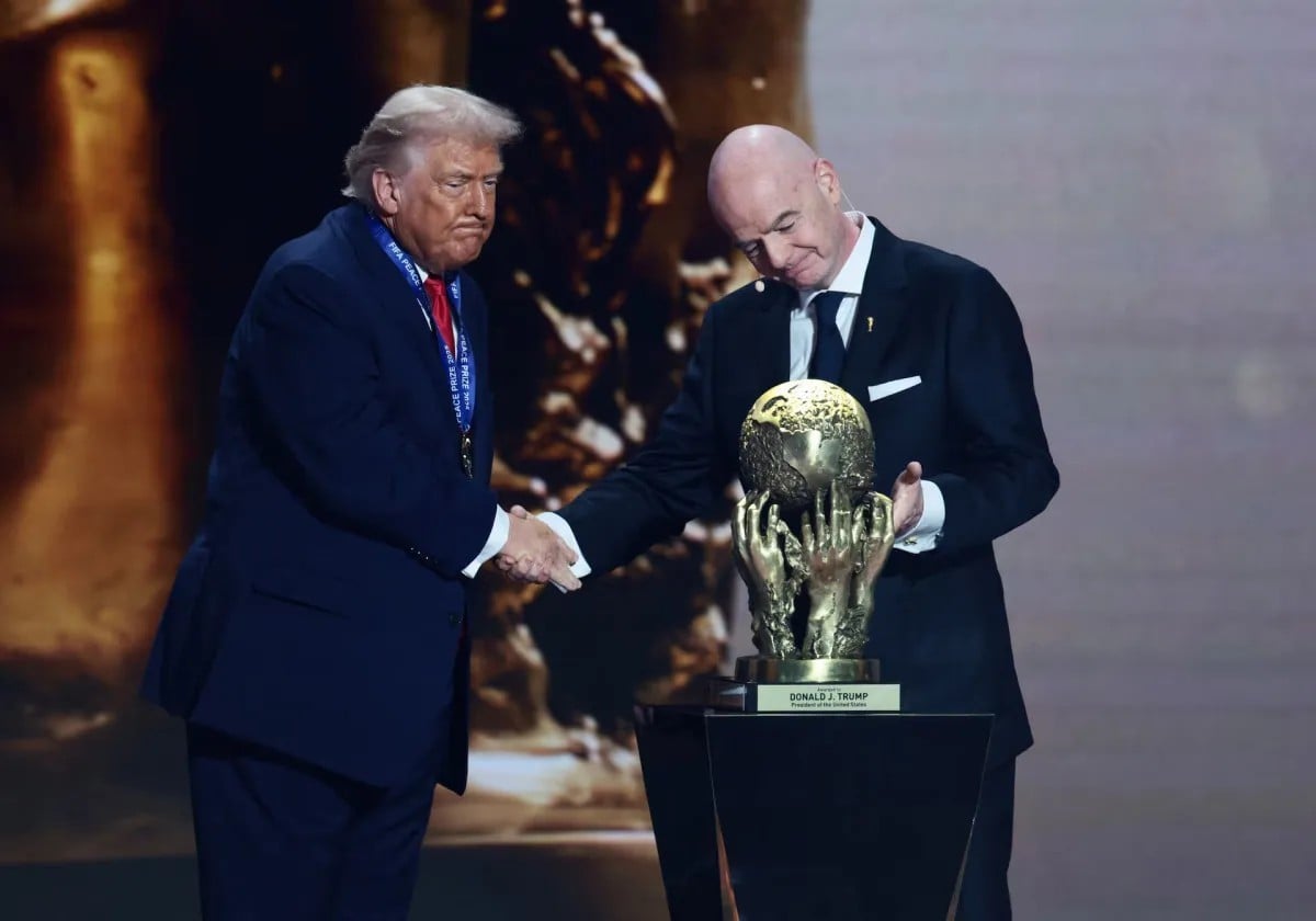 Donald Trump’a ‘FIFA Barış Ödülü’ verildi