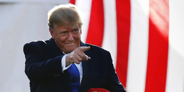 Donald Trump'ın başı dertte! Akılalmaz öyle şeyler oluyor ki: Mesajı, mailleri yayımladı! Yok artık