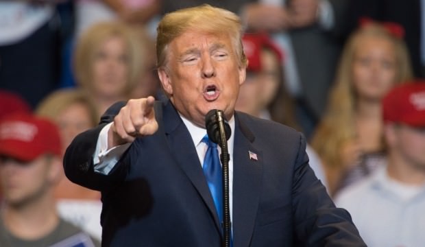 Donald Trump'ın yeni hamlesi gece yarısı yürürlüğe girdi