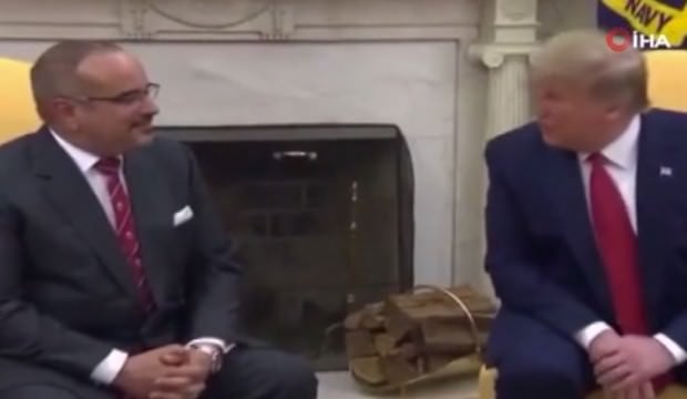 Donald Trump'tan canlı yayında Arap prense: Sizin çok paranız var de mi?