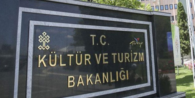 Dönmeliğin film parasını, AK Partili bakandan almış!