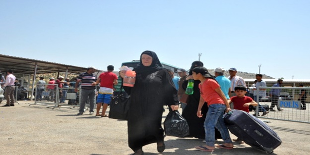 Dönüş sürüyor! 73 bin kişi geldi