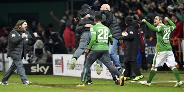 Dortmund'a bir darbe de Bremen'den