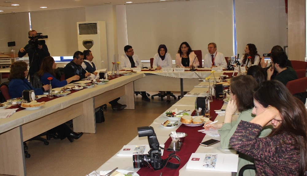 Doruk Sağlık Grubu, kadın sağlığına dikkat çekti 