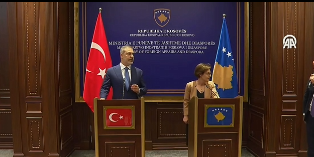 Dost tavsiyesi! Hakan Fidan Kosova’yı açık açık uyardı