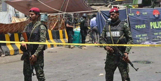 Dost ülkenin askerlerine saldırı