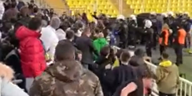 Dostluk maçına gölge düştü! Fenerbahçe taraftarı ve Ruslar birbirine girdi