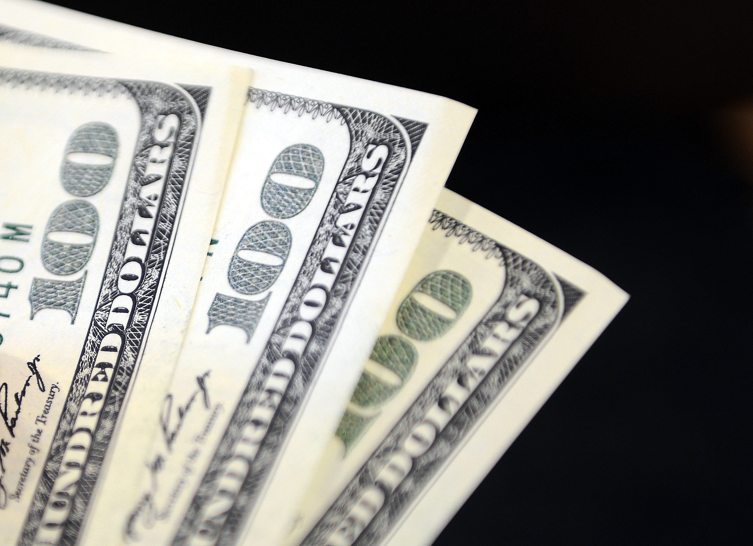 Dövizde yeni haftanın ilk sinyali! Rakamlar sabahın erken saatlerinde netleşti!