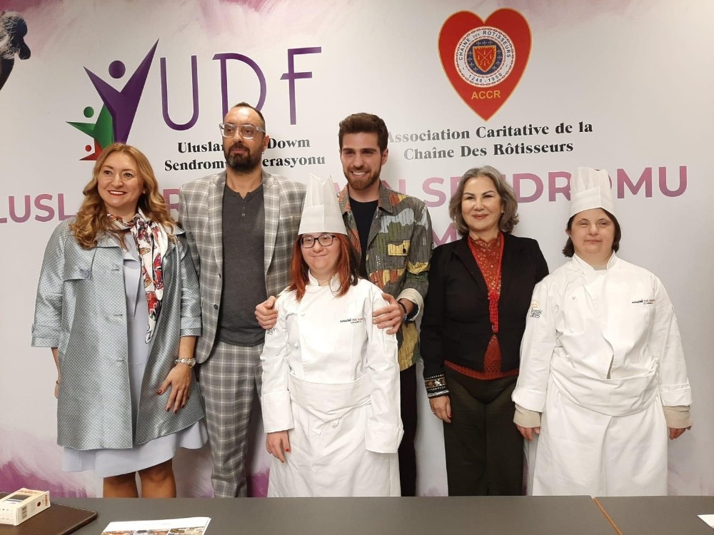 Down sendromlu bireylerden sevindiren haber 