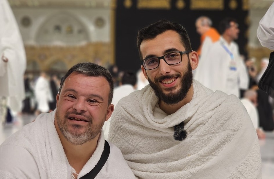 Down sendromlu Savaş’ın Umre mutluluğu