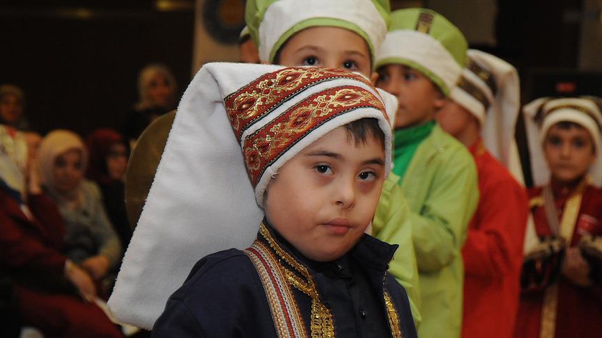 Down sendromlulardan 'Bu hayatta biz de varız' mesajı