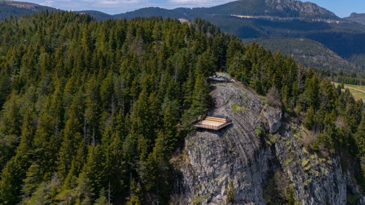 Doyumsuz seyrin adresi: Ablaktaşı Seyir Terası