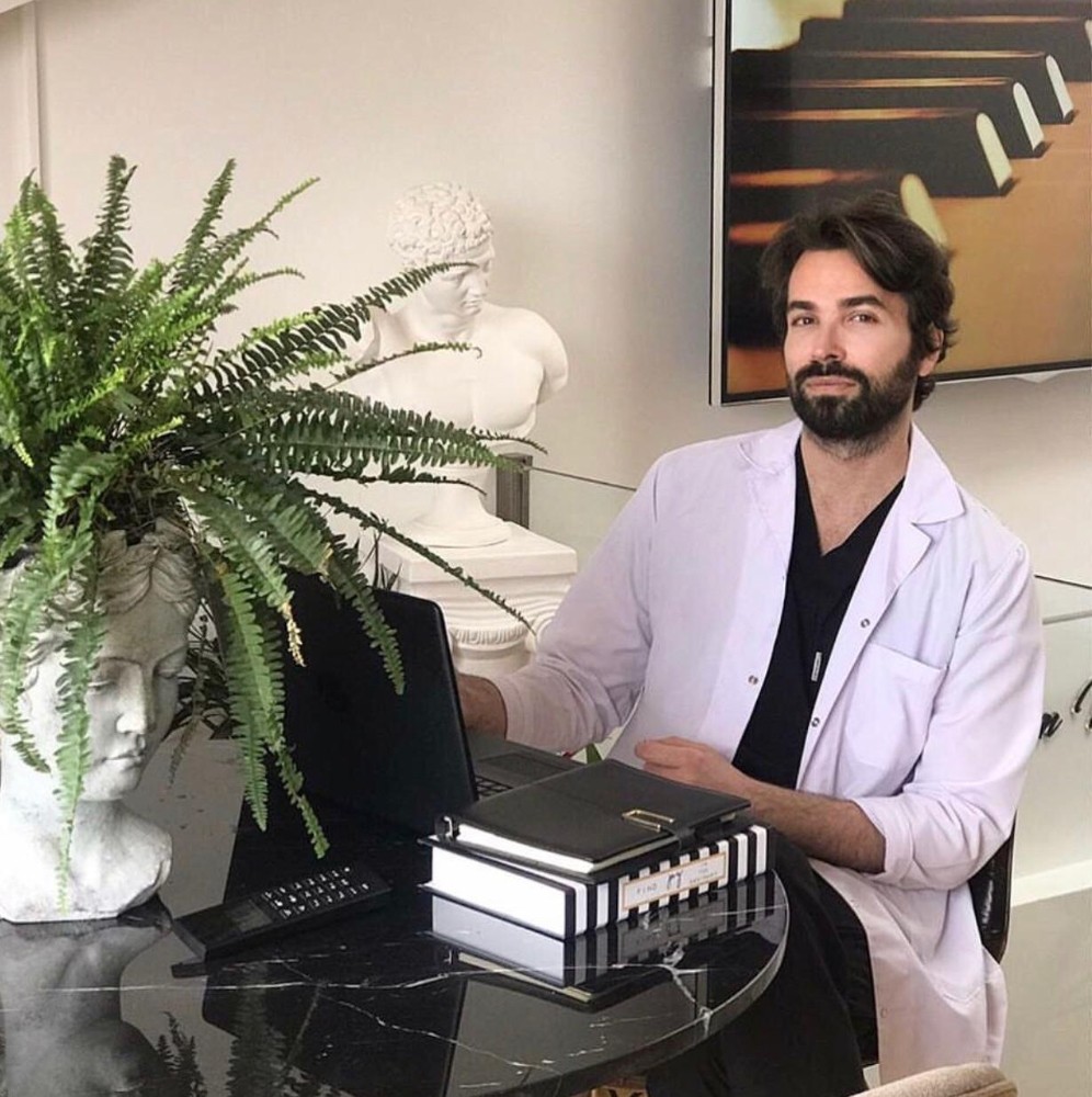 Dr. Ramantan Mouemin Oglou: “Küçük estetik dokunuşlar büyük farklar oluşturur” 