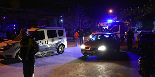 Drift yapan 17 yaşındaki çocuk dükkana daldı