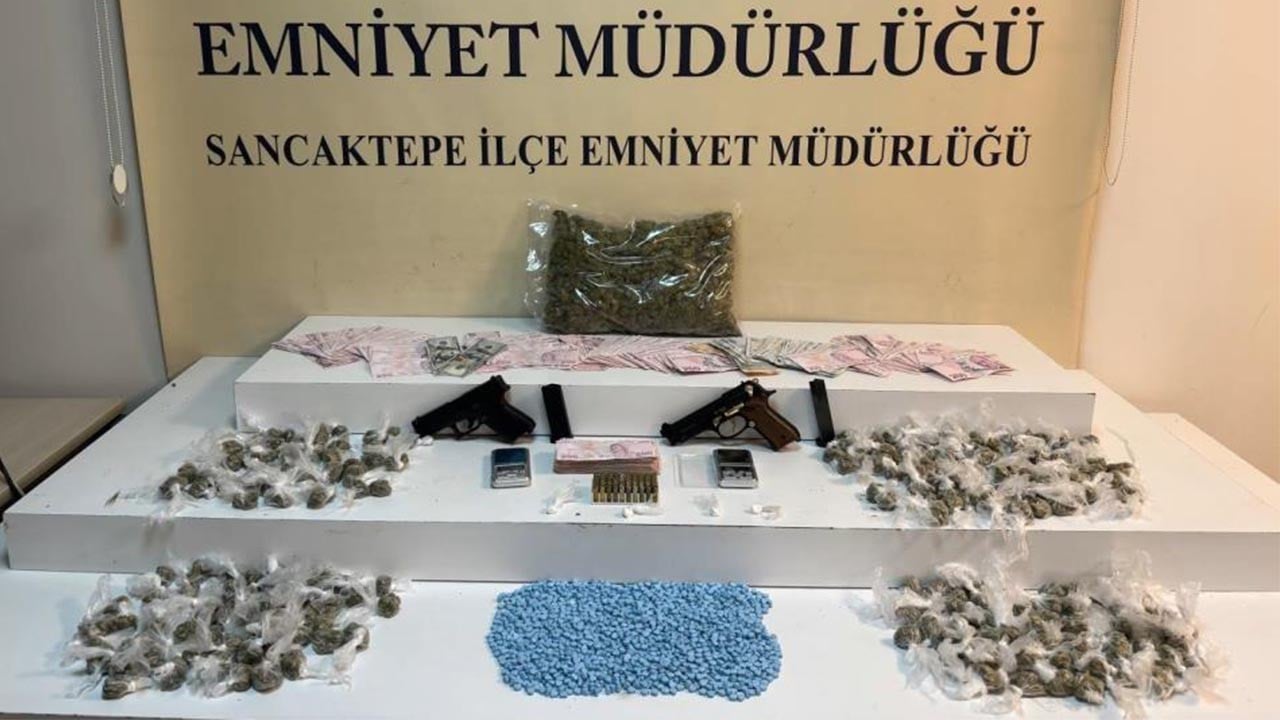 Dron destekli uyuşturucu operasyonunda 5 torbacı yakalandı