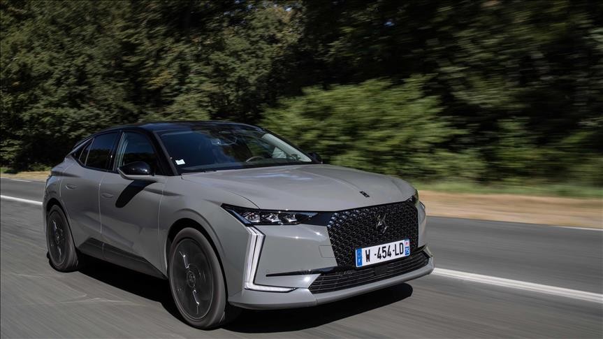 DS 4’ün benzinli motor seçeneği geldi