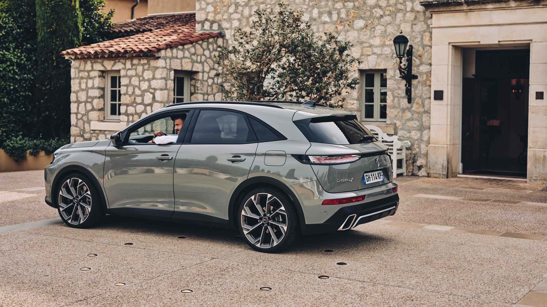 DS 7 E-Tense 4x4 360 artık Türkiye'de! İşte fiyatı