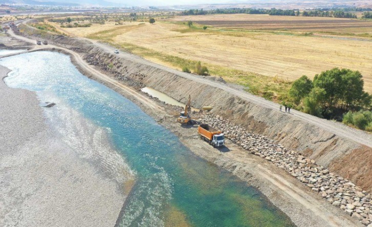 DSİ, taşkınlar için tedbirleri artırdı