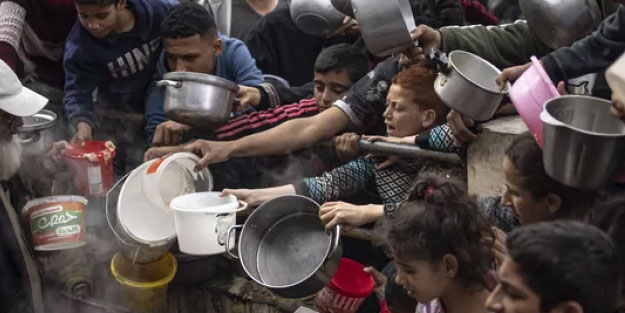 DSÖ Genel Direktörü Ghebreyesus'tan dikkat çeken Gazze yorumu: İnsanlar yiyecek için mallarını satıyor