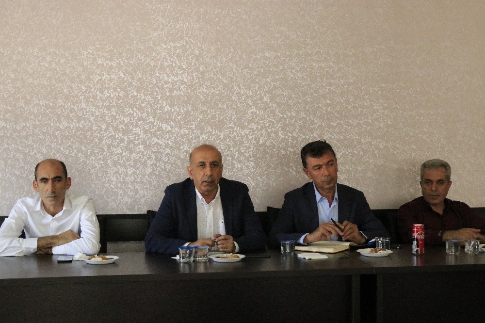 DTSO yönetimi, Gıda Toptancılar Sitesi esnafıyla bir araya geldi 