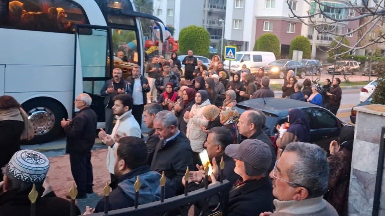 Dualarla açılan yol! Aydın’dan kutsal topraklara gözyaşlı uğurlama! Kalpler titredi, eller semaya açıldı!