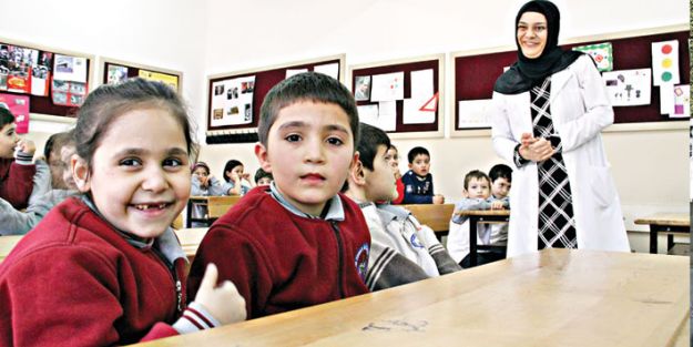 Dudak okuyarak doktor oldu