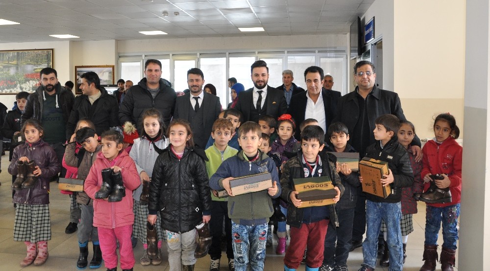 Düdanlı Gençlerden anlamlı yardım 