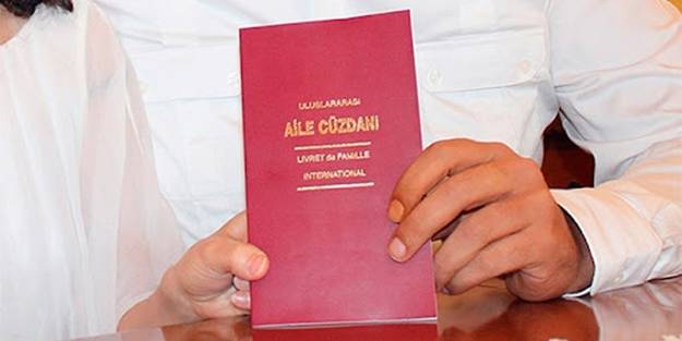 Düğün gecesi damadın başına öyle bir şey geldi ki: Hemen mahkemeye koştu!