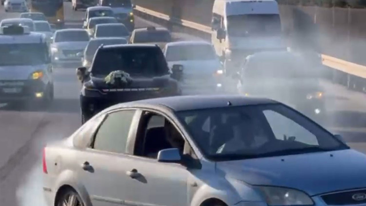 Düğün konvoyunda drift yaptı, cezayı yedi