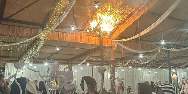 Düğün salonunda korkutan yangın! Panik dolu anlar kamerada