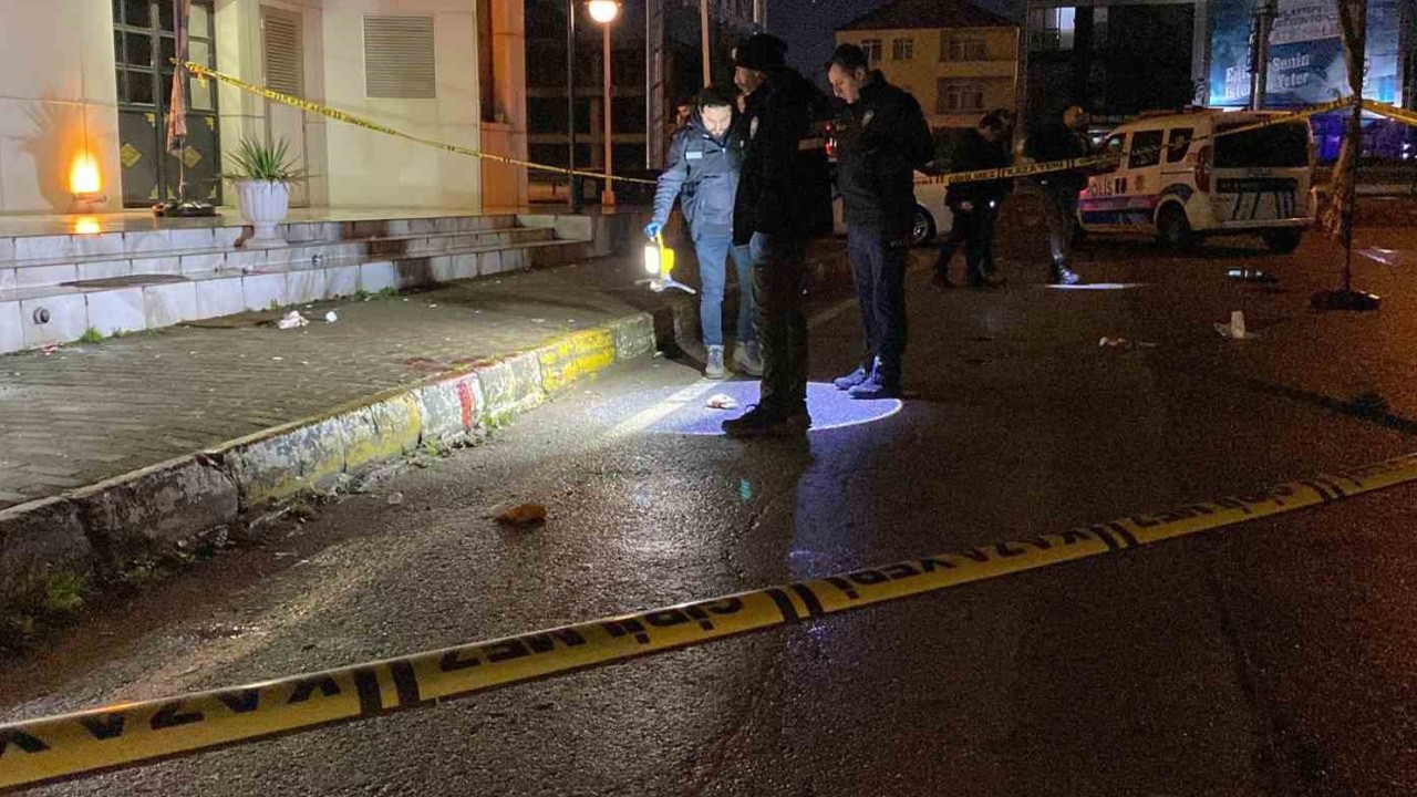 Düğün salonunda silahlı kavga