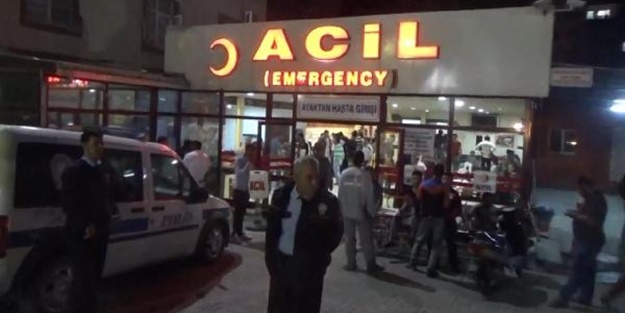 Düğün yemeğinden zehirlendiler