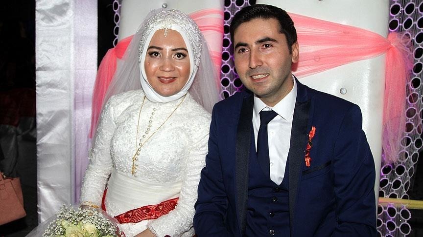 Düğün yolunda kaza geçiren çift 56 gün sonra ...