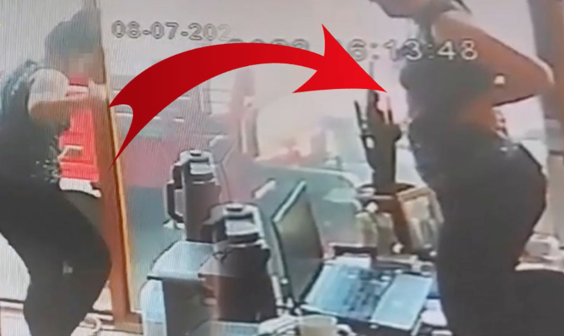 Dükkanda paspas yıkarken hayatının şokunu yaşadı! Genç kadın korkudan küçük dilini yuttu