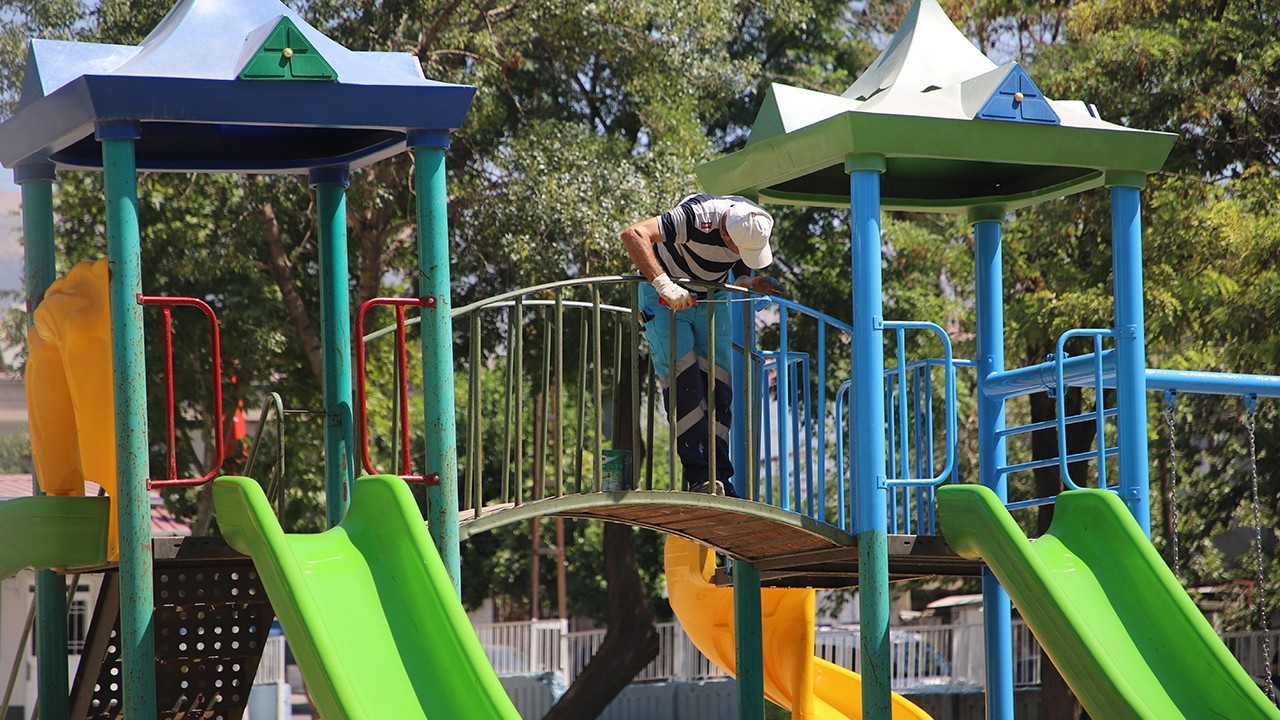 Dulkadiroğlu'ndan park ve bahçeler yaza hazır