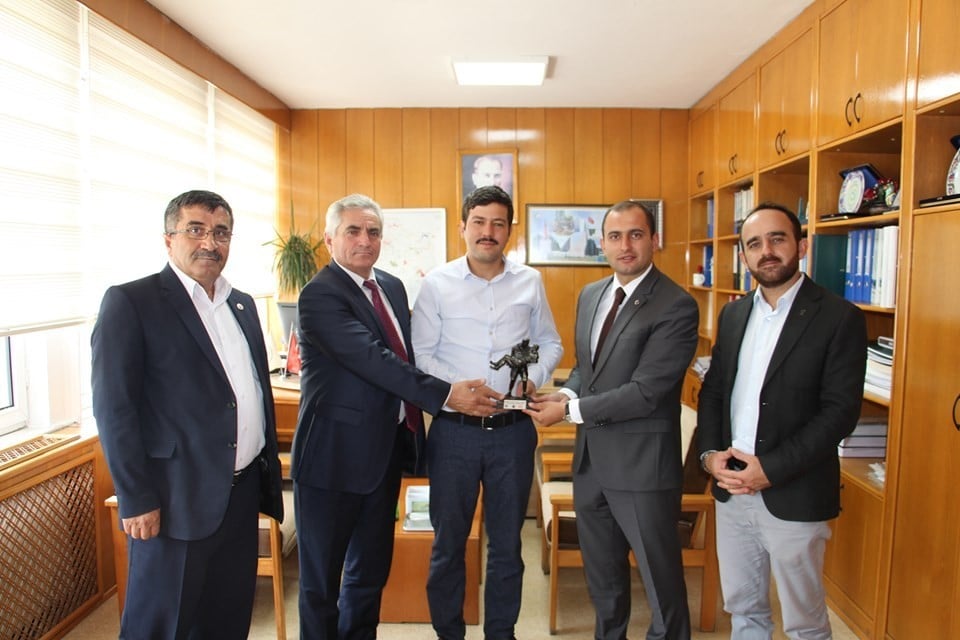 Dumlupınar heyeti Kütahya’da kurum müdürlerini ziyaret etti 