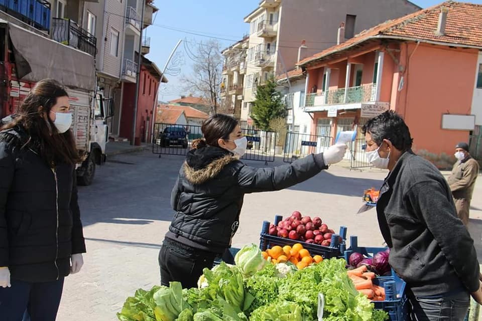 Dumlupınar ilçe pazarında olağanüstü tedbirler alındı 