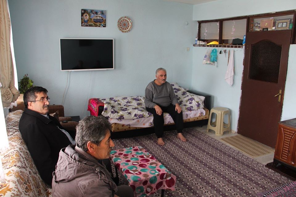 Dumlupınar protokolünden yaşlı ve hasta ziyaretleri 